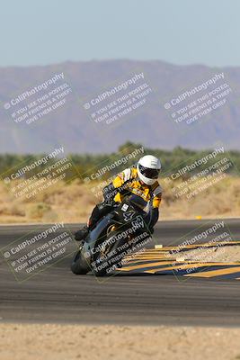 media/Nov-06-2023-Moto Forza (Mon) [[ce023d0744]]/4-Beginner Group/Session 3 (Turn 16)/